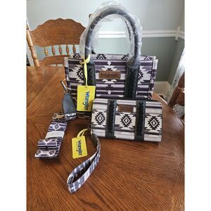 NEW Wrangler Southwestern Dual Sided Black Tote Bag Purse Strap Wristlet Wallet